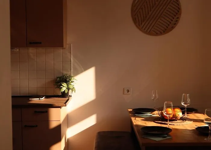 Cozy Modern In فيينا